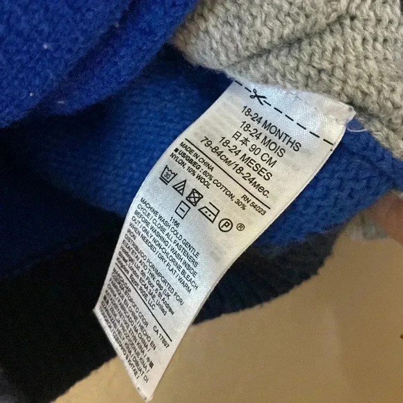 Baby Gap knit Cardigan Sweater size 18-24Months Unisex B4A - Picture 8 of 9